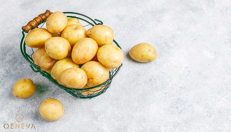8. Làm trắng bằng khoai tây 1 8. Làm trắng bằng khoai tây 1